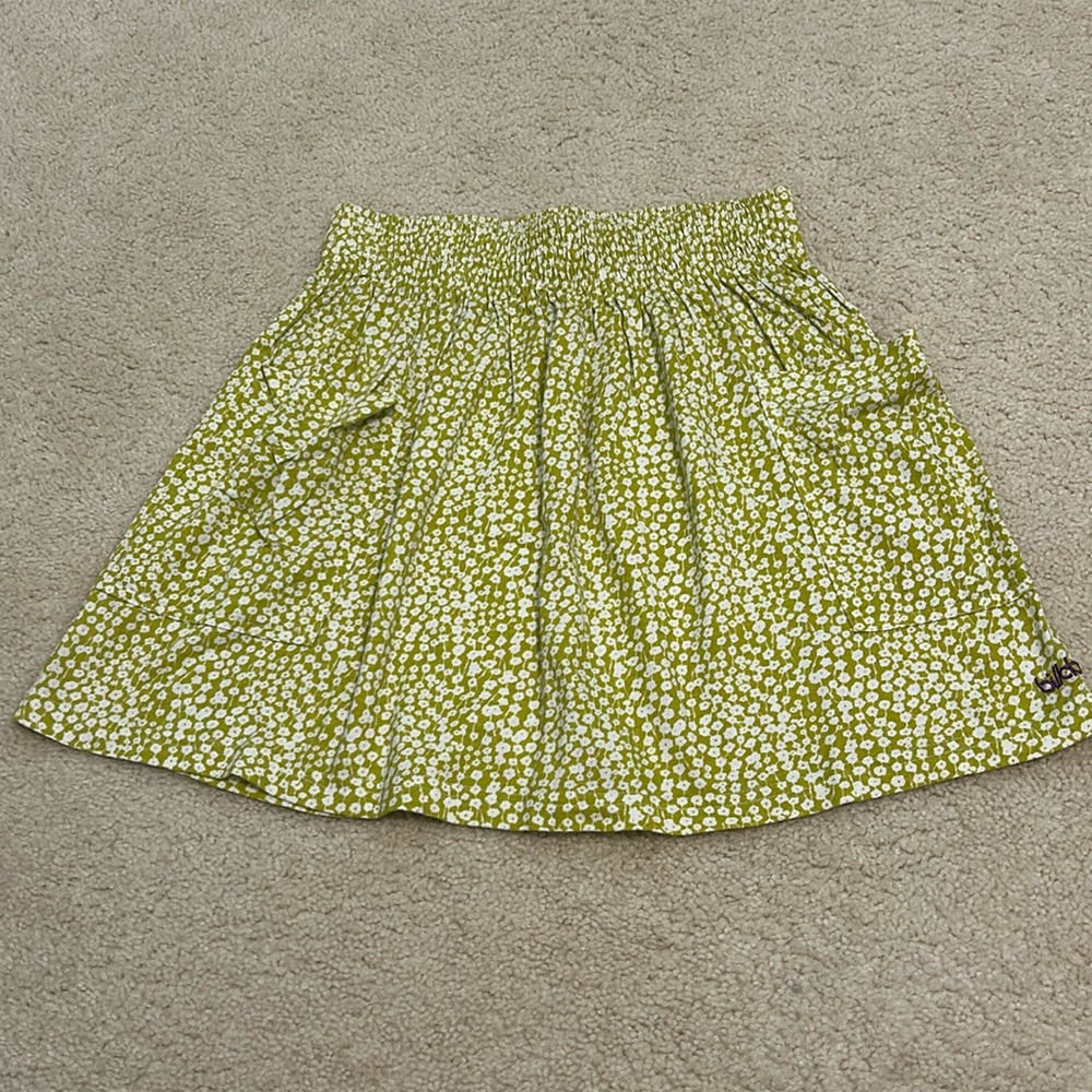 Billabong skirt size small